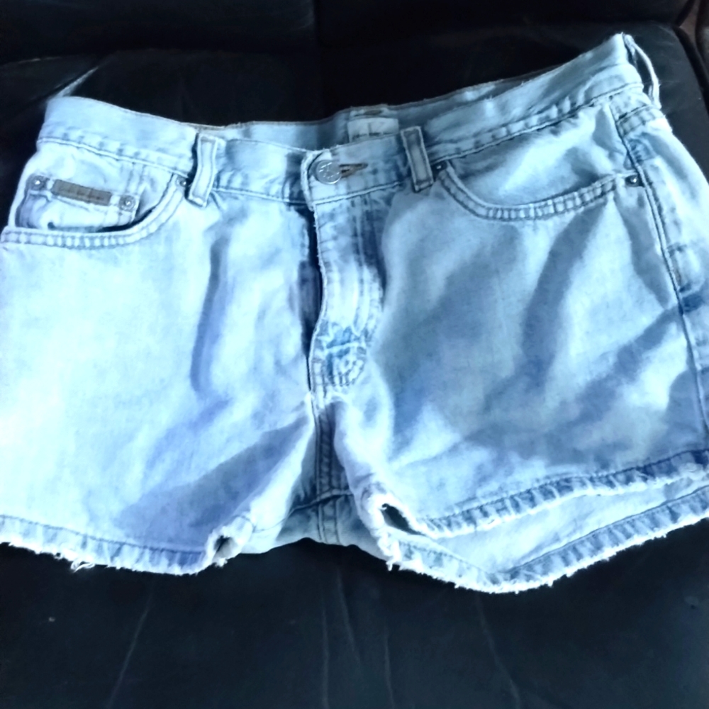 Calvin Klein size 7 denim shorts.